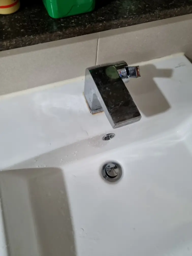 원홀수전 교체 1